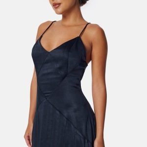 Bubbleroom Occasion Satin Strap Gown Dark blue 36